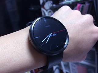 Android Wear Moto360 Smart Watch装着！