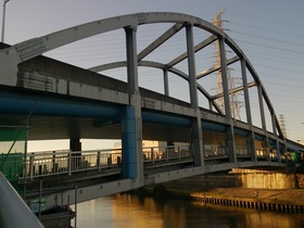 板橋区、新河岸川にかかる舟渡大橋